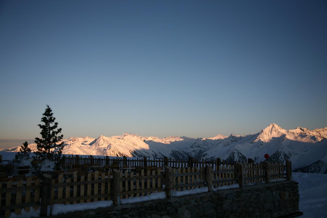 Schneekarhuette Hotell Mayrhofen Exteriör bild